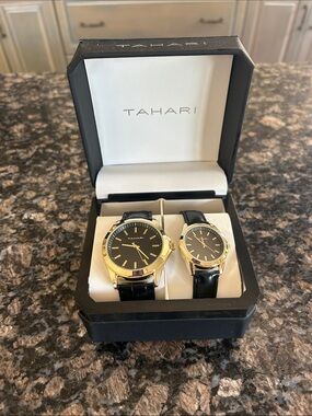TAHARI  GOLD -TONE DUAL WATCH SET NWT